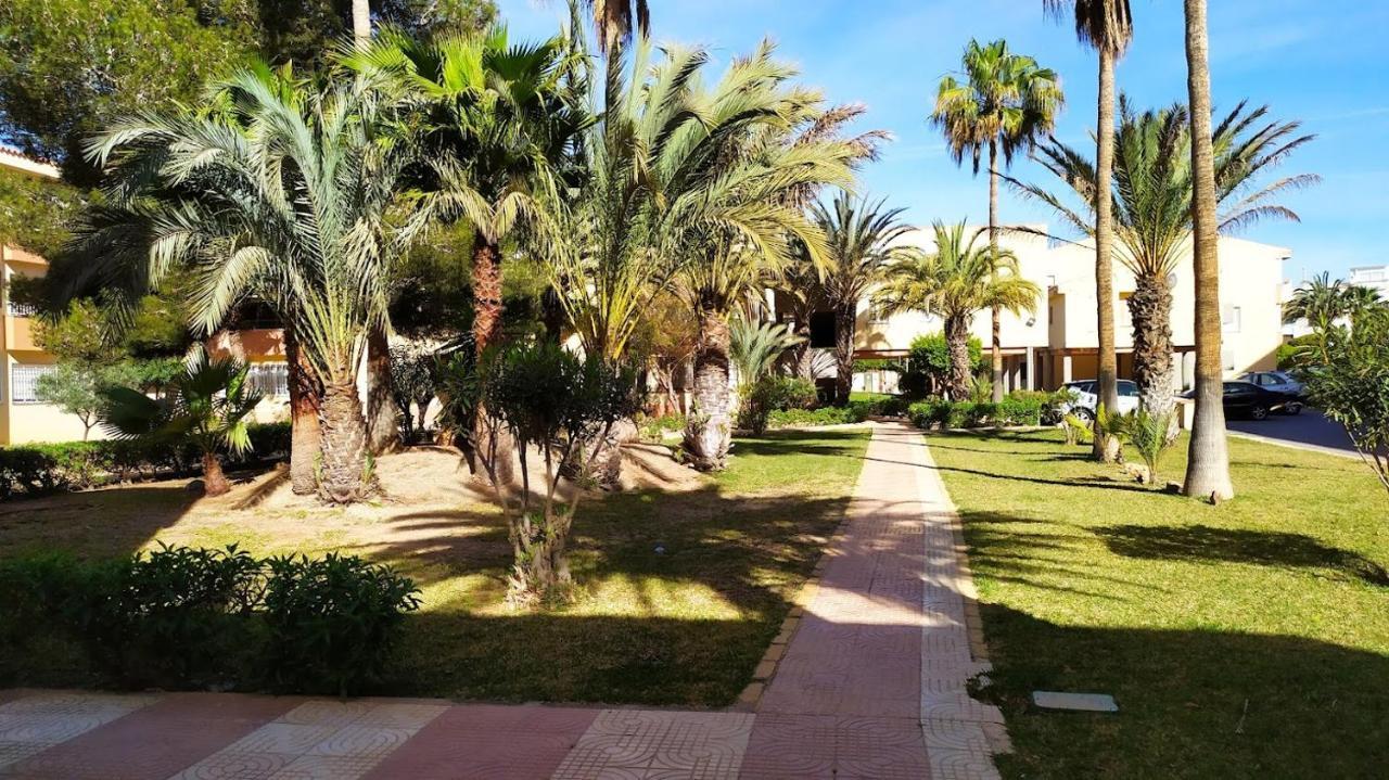 Atractivo Apartamento En La Playa Con Parking Roquetas de Mar Kültér fotó